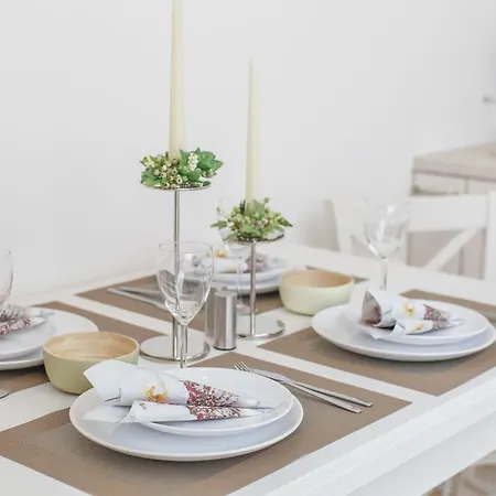 Modern Apartment Charvatova Prague Exterior photo