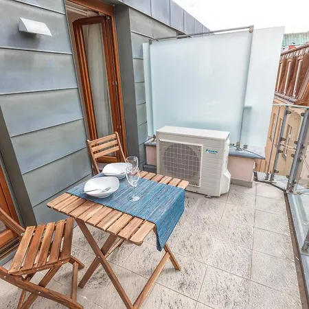 Modern Apartment Charvatova Prague Exterior photo