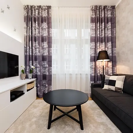 Modern Apartment Charvatova Prague Exterior photo
