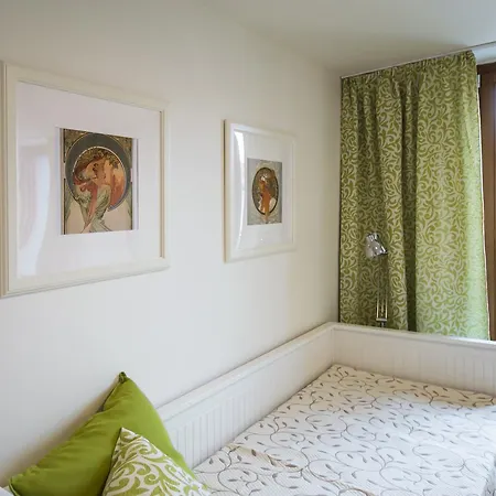 Modern Apartment Charvatova Prague Exterior photo