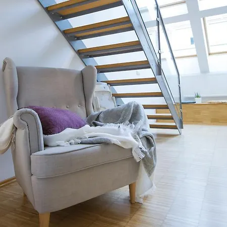 Modern Apartment Charvatova Prague Exterior photo