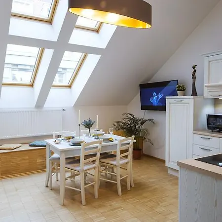 Modern Apartment Charvatova Prague Exterior photo