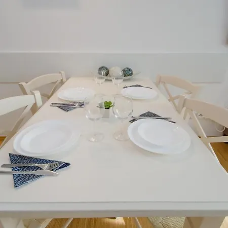 Modern Apartment Charvatova Prague Exterior photo