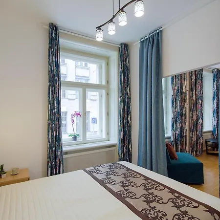 Modern Apartment Charvatova Prague Exterior photo