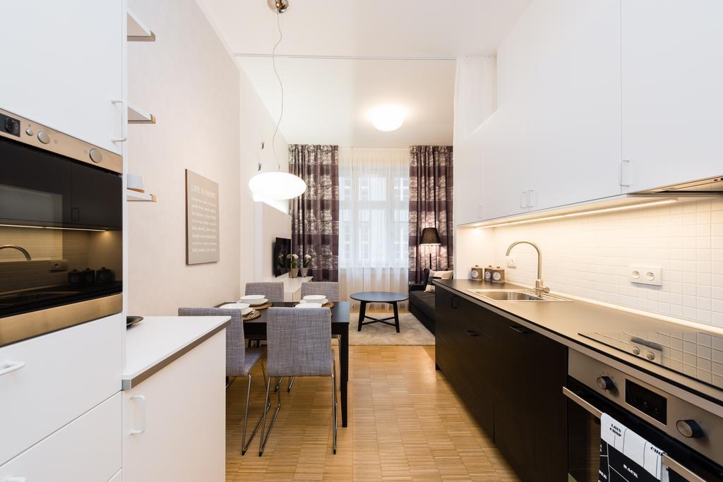 Modern Charvátova