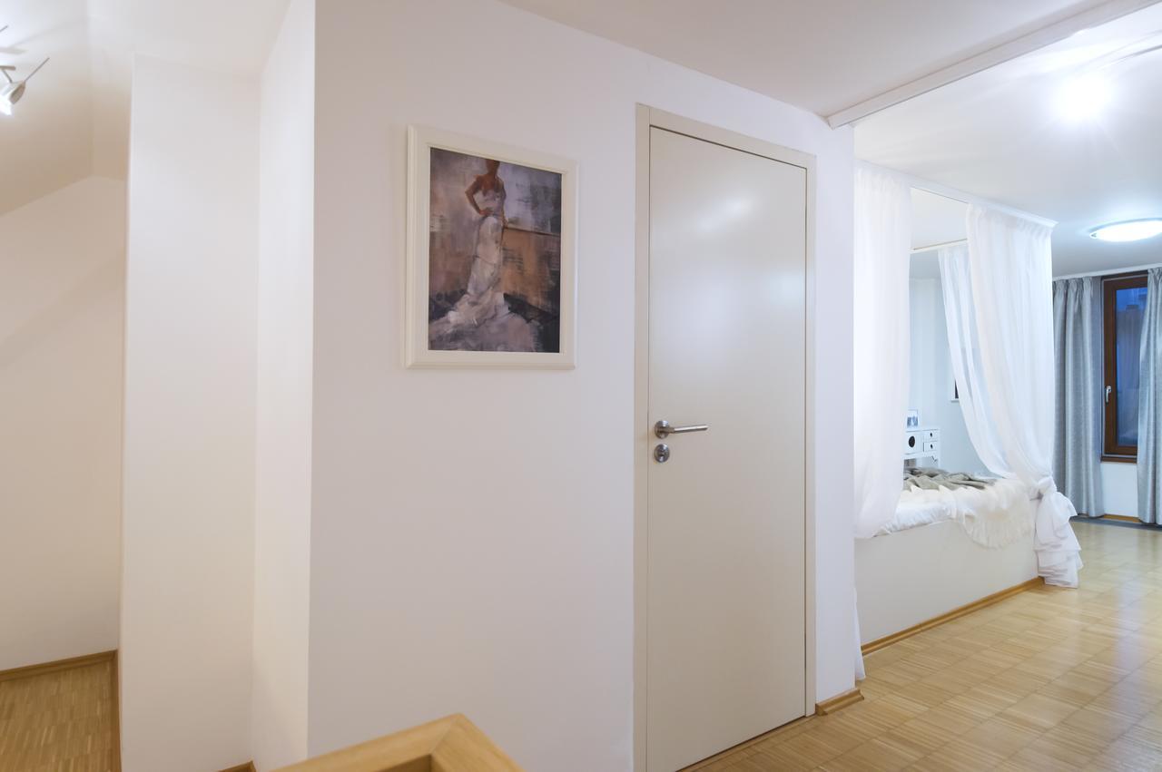 Apartmán Modern Charvátova Praha