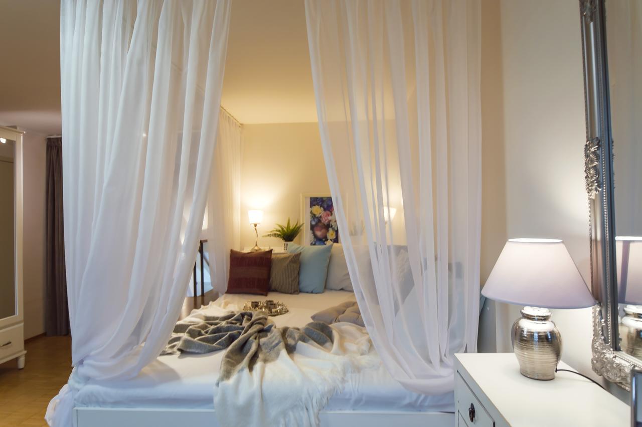 Modern Charvátova Apartmán Praha