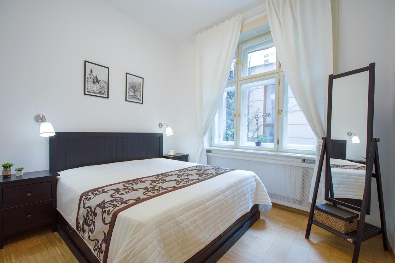 Modern Charvátova Apartmán Praha